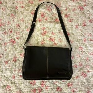 Unisex Black Leather Messenger Bag /Classic Shoulder Bag